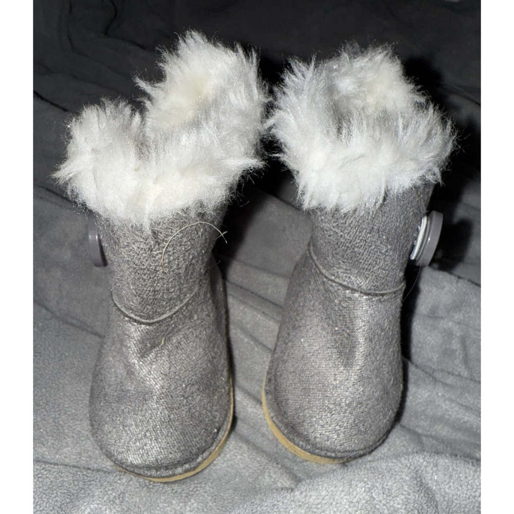Vintage American Girl Doll Sophia’s 1681 Gray Suede Fur Lined Boots Perfect!!